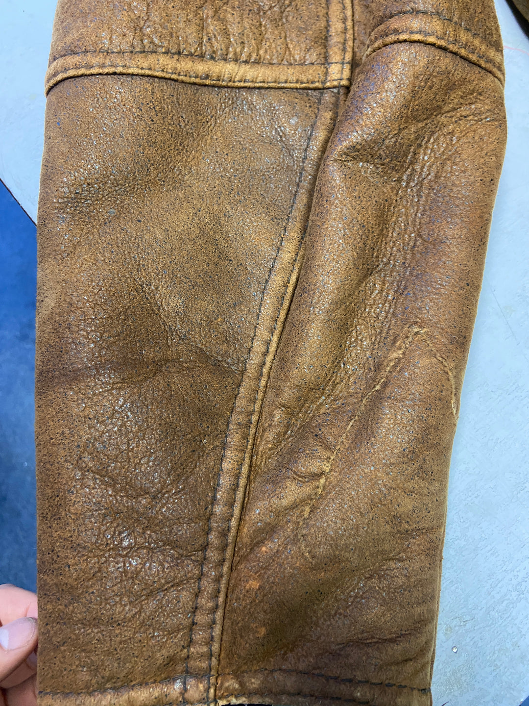 Vintage 90's Men Distressed Sheepskin Coat in Brown