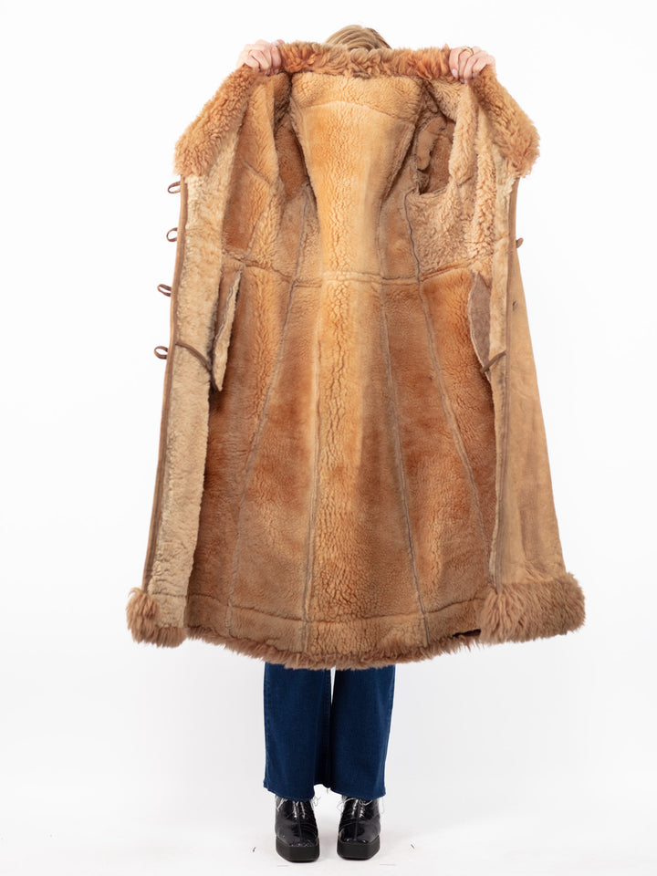 Vintage 70's Women Sheepskin Shearling Coat in Beige