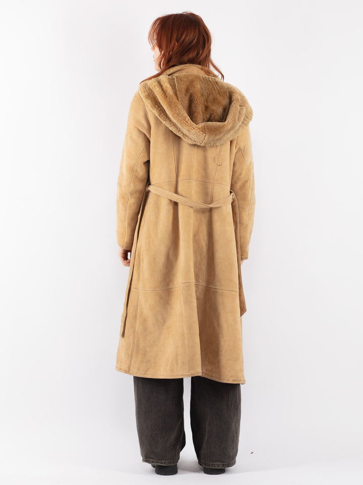 Vintage 70's Women Sheepskin Coat in Beige