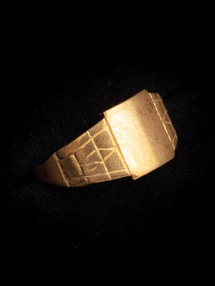Vintage 60s Man’s Signet Ring with Textured Rectangular Face