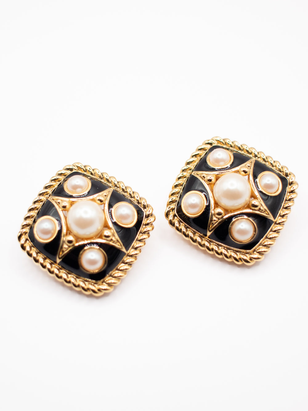 Vintage 80's in Black