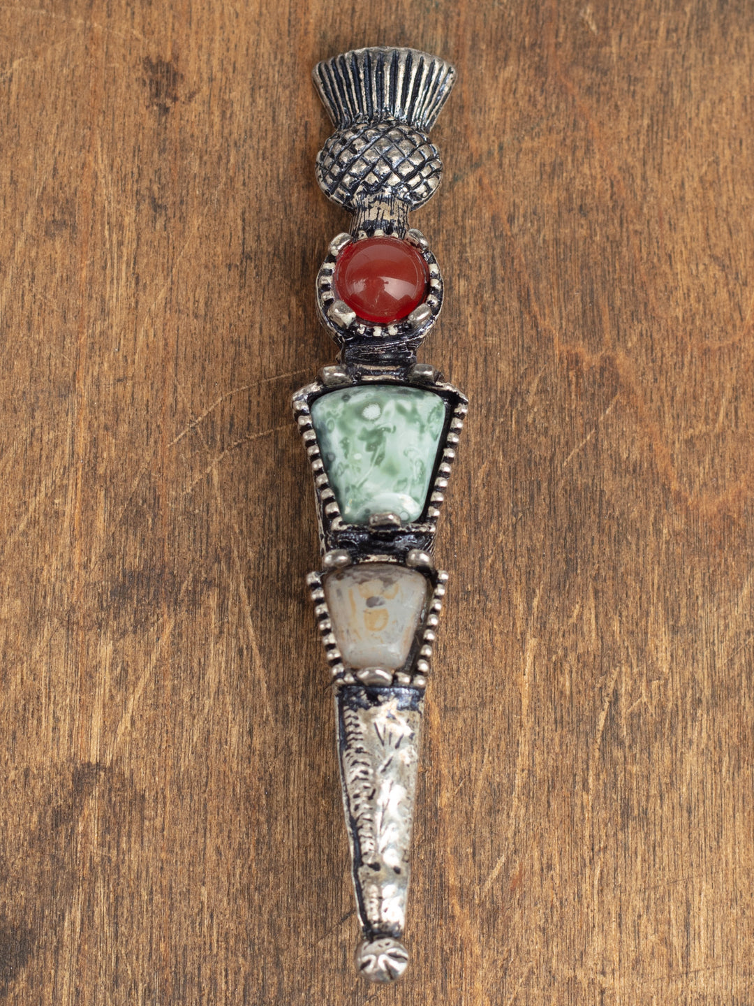 Vintage Man’s Scottish Dirk Brooch with Agate & Glass Stones