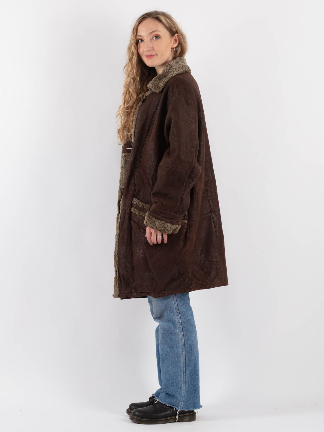 Vintage 80's Women Sheepskin Coat in Brown