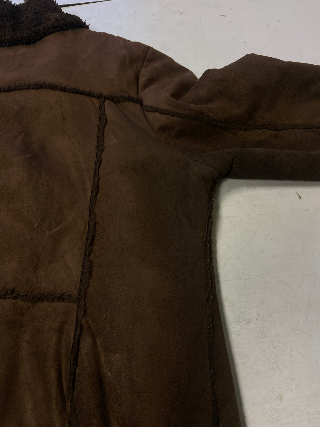 Vintage 90's Women Faux Sheepskin Coat in Brown