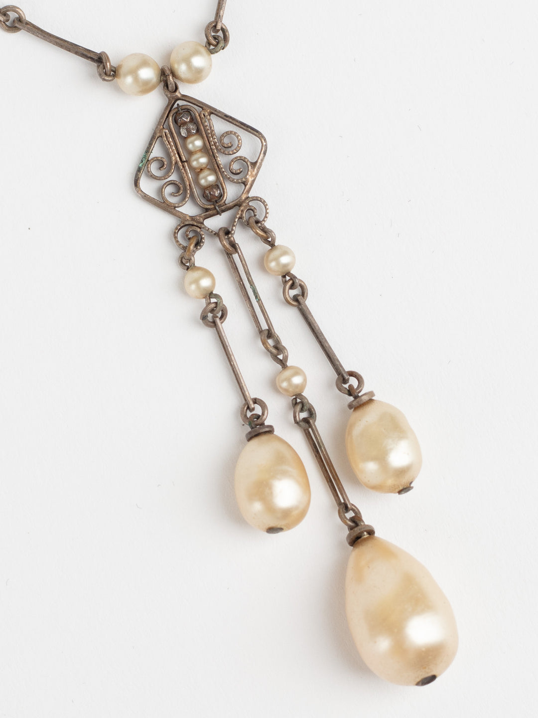 Vintage 20s Edwardian Style Dangle Pearl Necklace