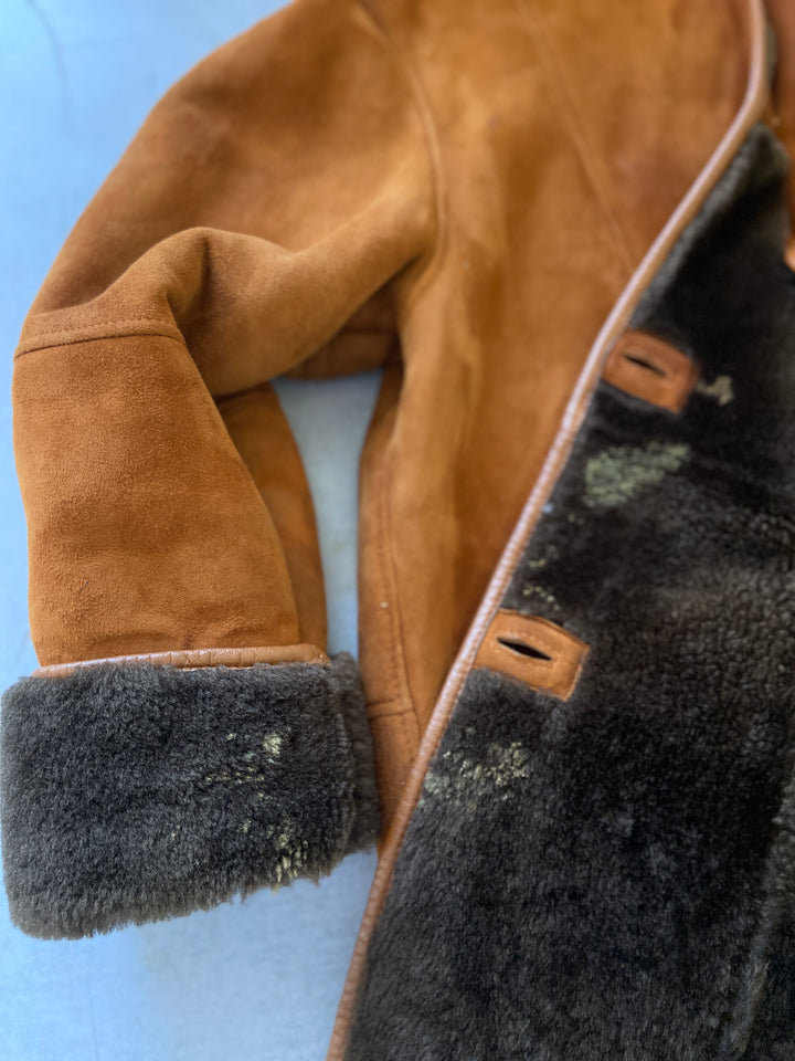 Vintage 80's Women Sheepskin Coat in Brown