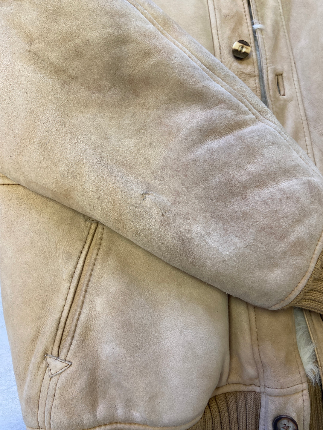 Vintage 80's Men Shearling Jacket in Beige