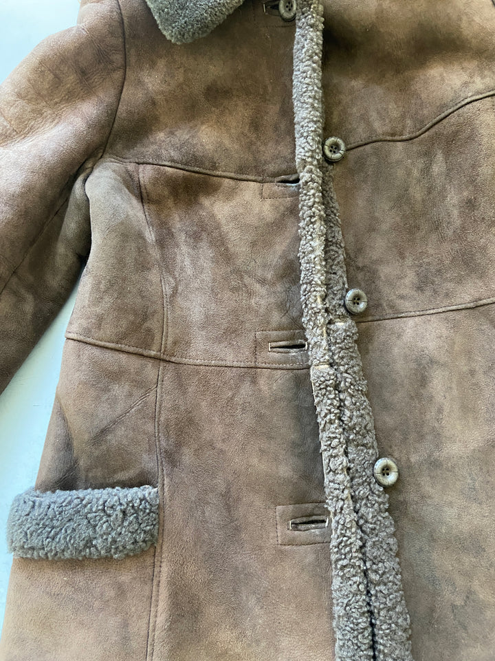 Vintage 70's Women Sheepskin Coat in Brown