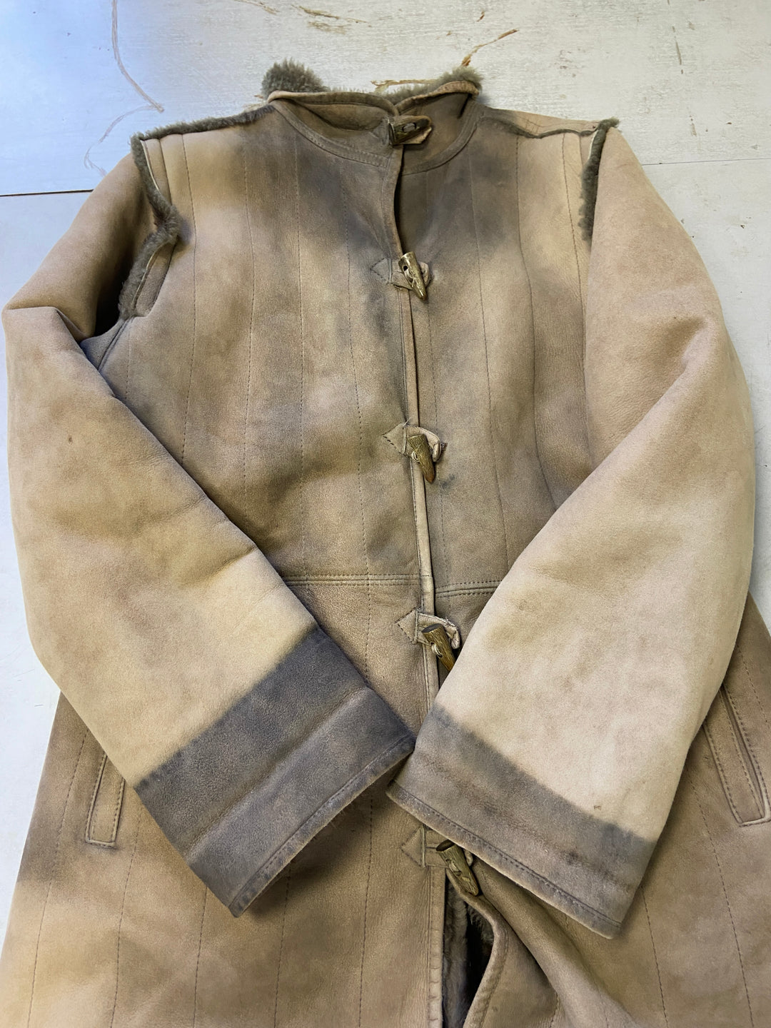 Vintage 70's Women Sheepskin Coat in Beige