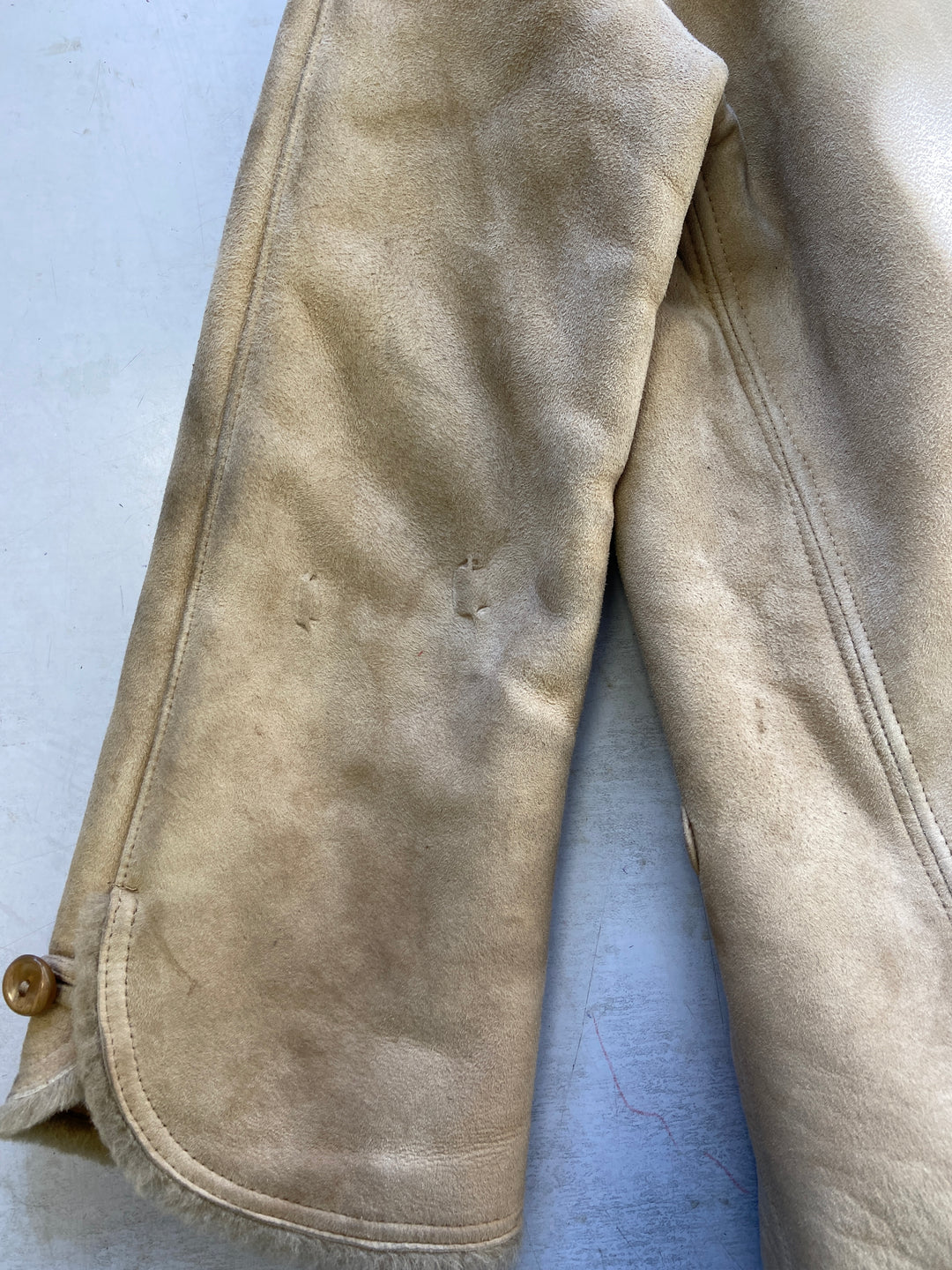 Vintage 70's Women Sheepskin Coat in Beige