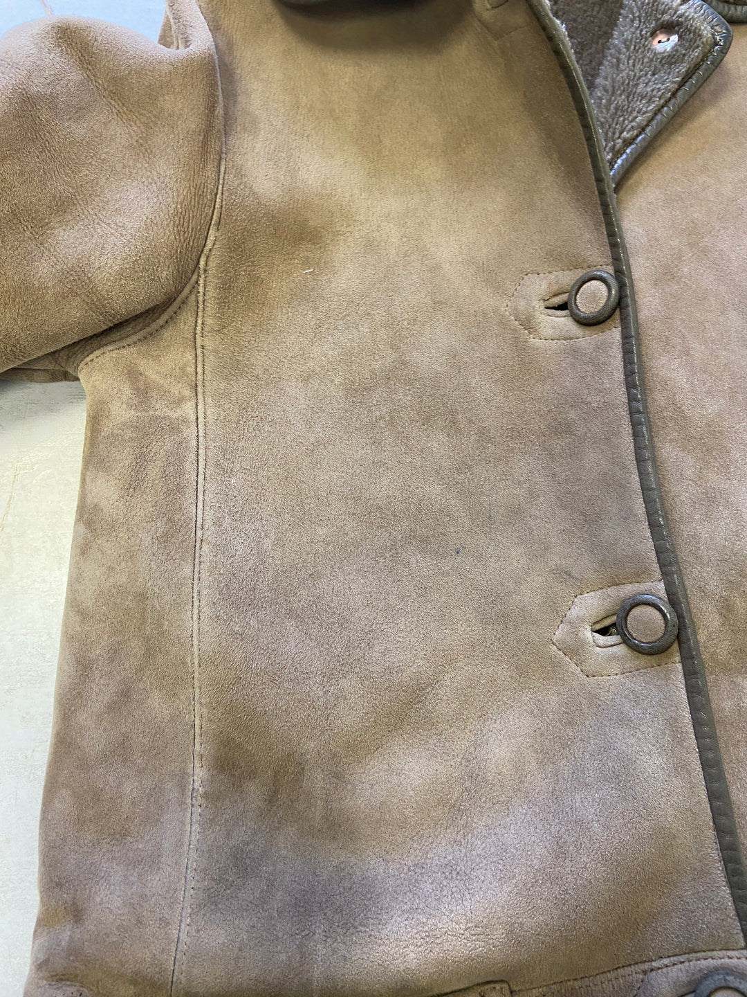 Vintage 70's Women Sheepskin Coat in Beige