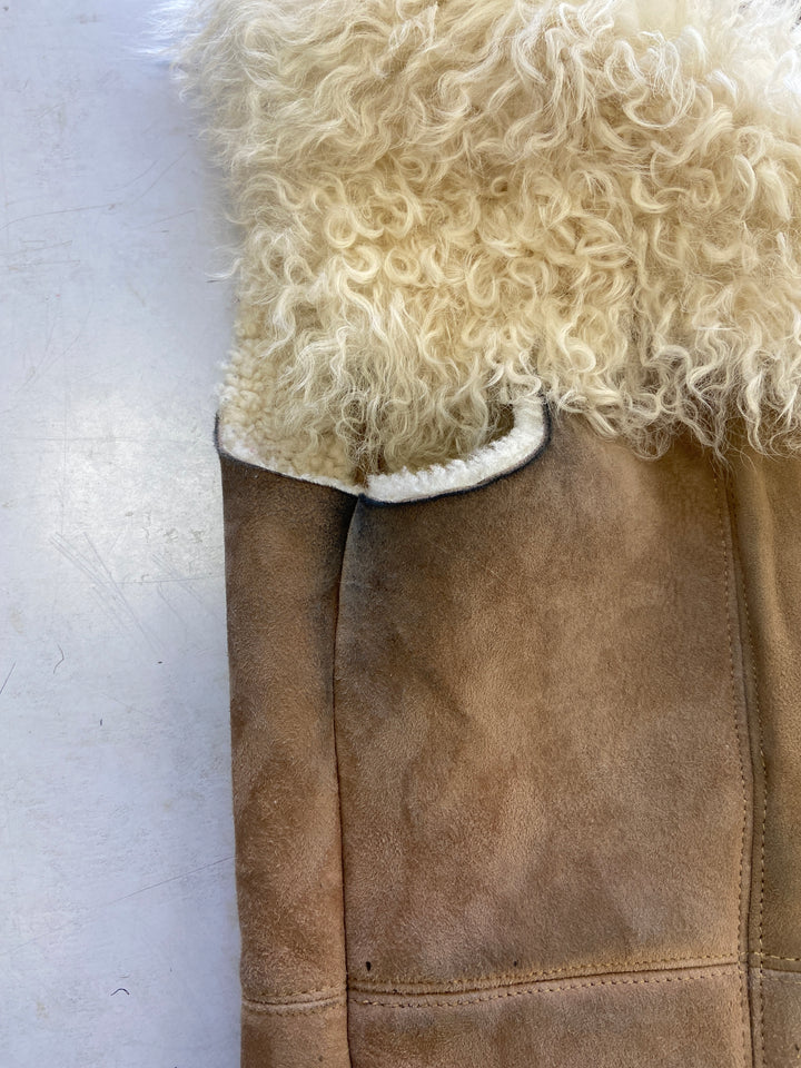 Vintage 90's Women Sheepskin Vest in Beige