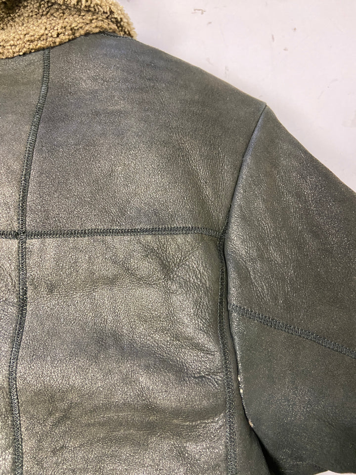 Vintage 90's Women Sheepskin Coat in Black