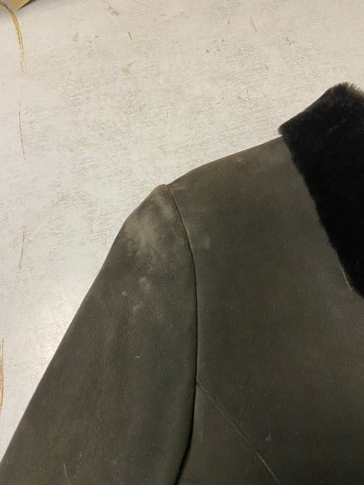 Vintage 90's Women Sheepskin Jacket in Brown