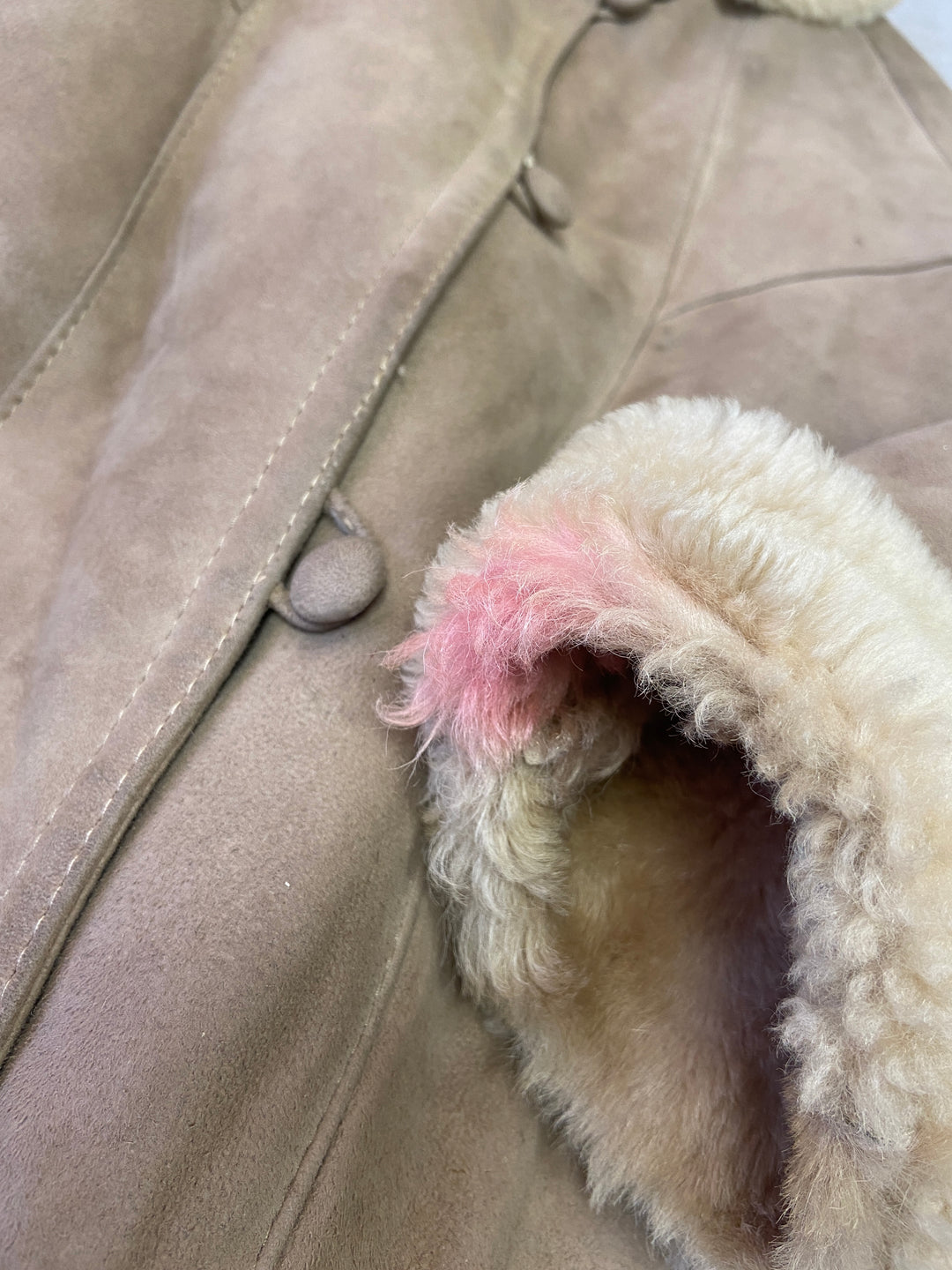 Vintage 70's Women Sheepskin Coat in Beige