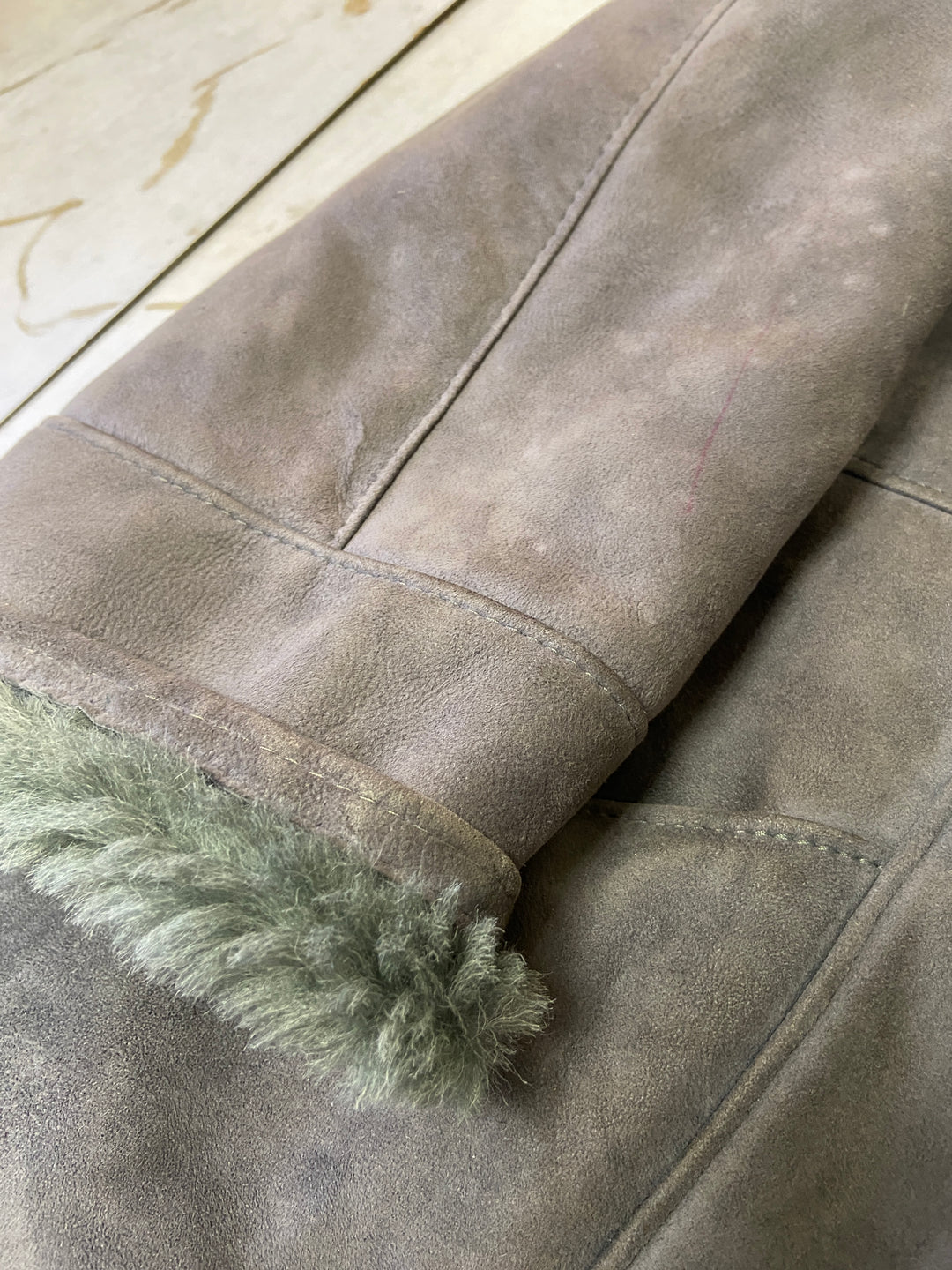 Vintage 70's Women Sheepskin Shearling Coat in Gray