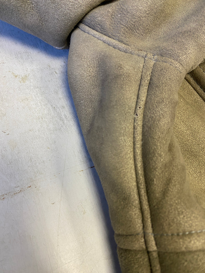 Vintage Women Sheepskin Coat in Gray