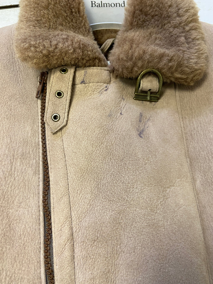 Vintage 90's Men Sheepskin Coat in Beige