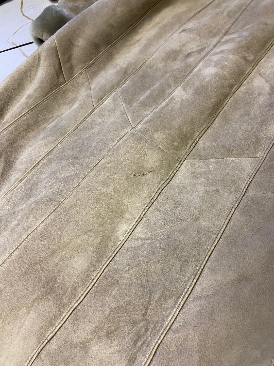 Vintage 70's Women Sheepskin Coat in Beige