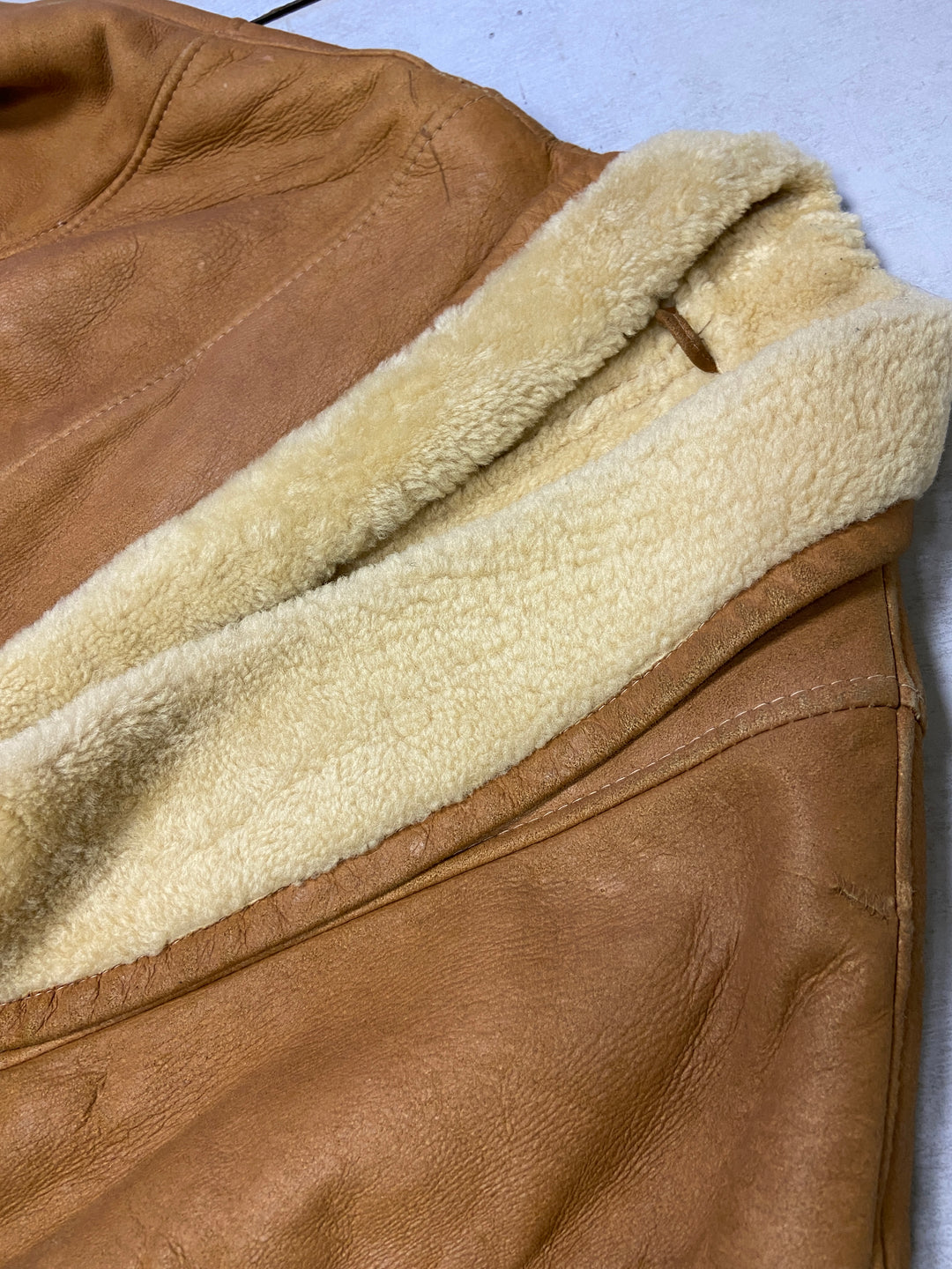 Vintage 80's Women Sheepskin Coat in Brown