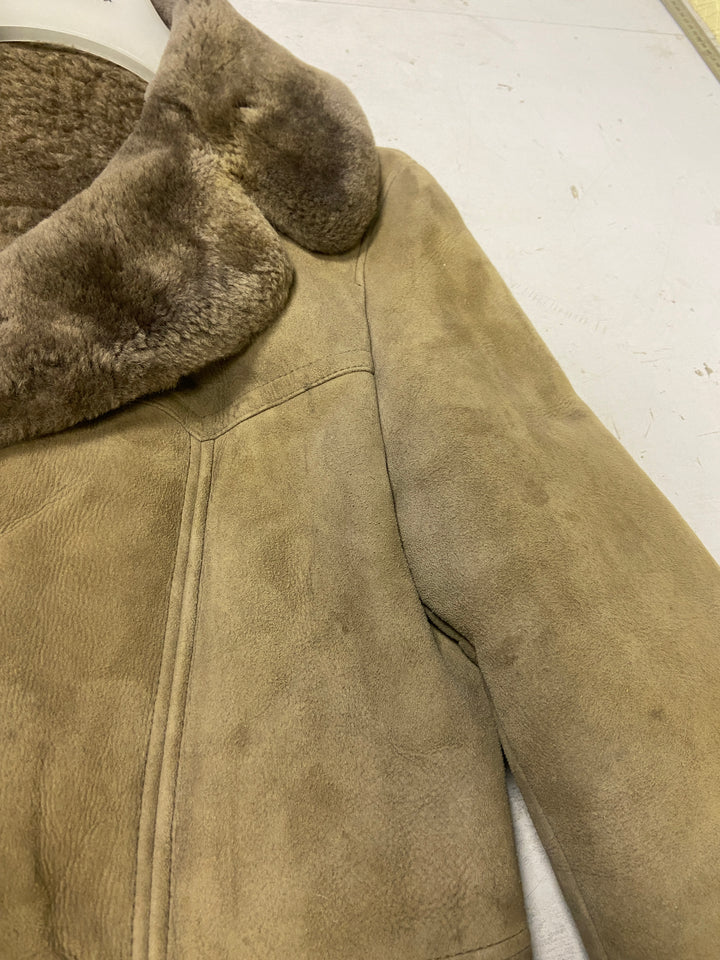 Vintage 70's Men Sheepskin Coat in Beige