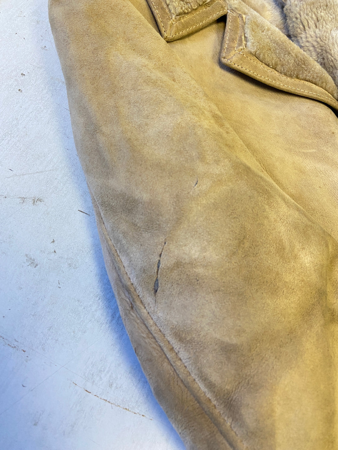Vintage 70's Men Sheepskin Coat in BeigeZ2274