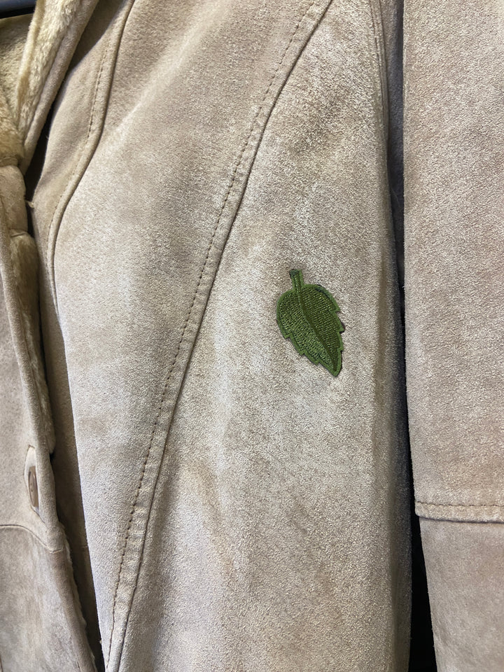 Vintage 90's Women Hooded Suede Sherpa Coat in Beige