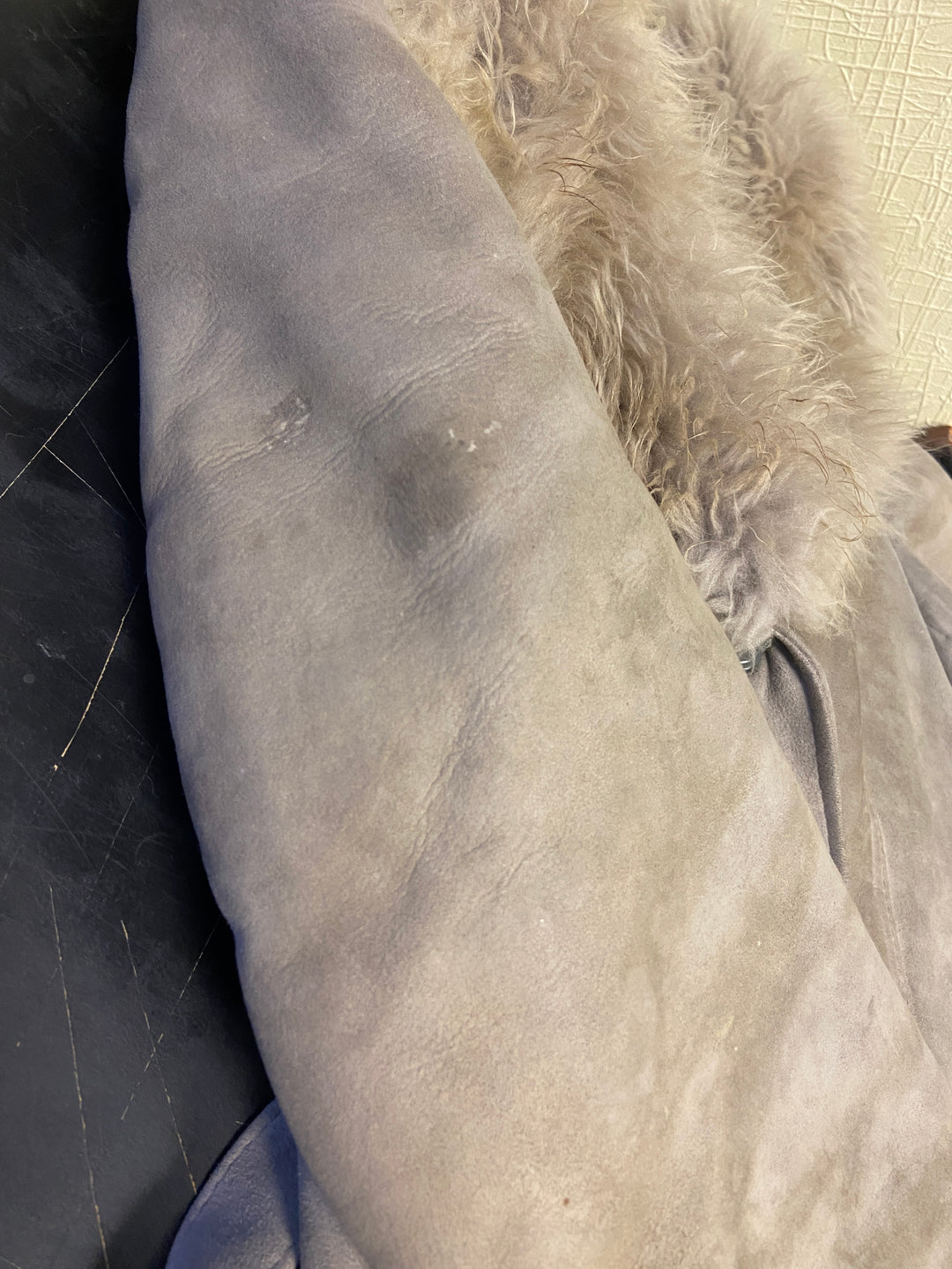 Vintage 70's Women Sheepskin Coat in Beige