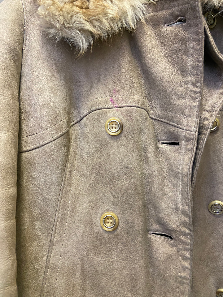 Vintage 70's Women Sheepskin Coat in BeigeA0955