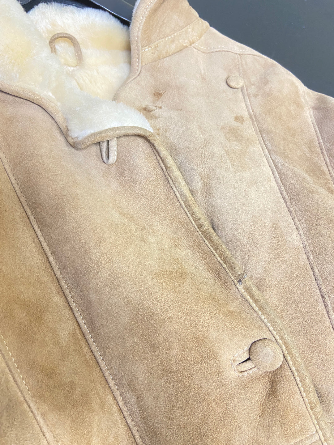 Vintage 90's Women Sheepskin Coat in BeigeV9870