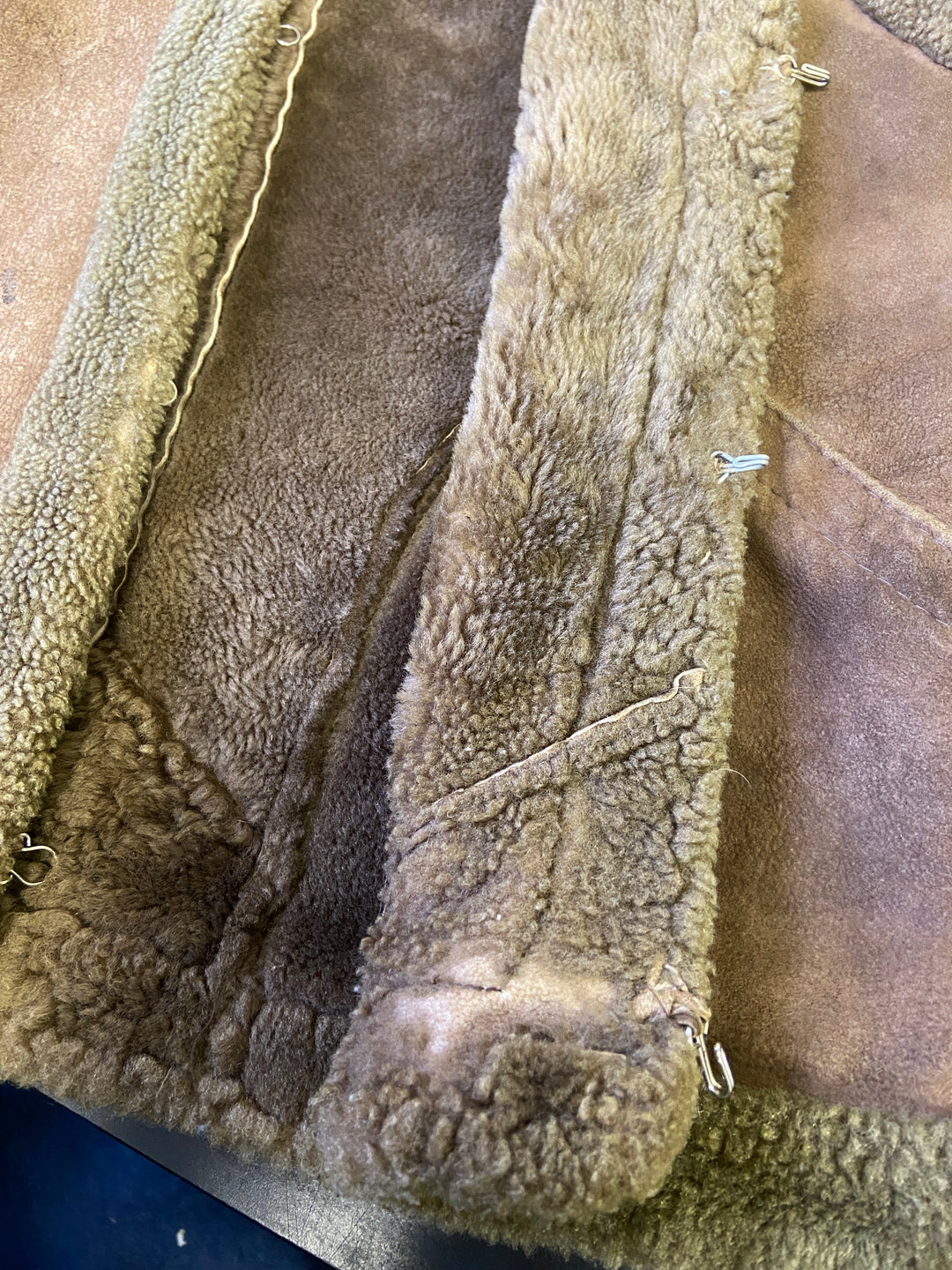 Vintage 70's Women Sheepskin Vest in BrownA0035