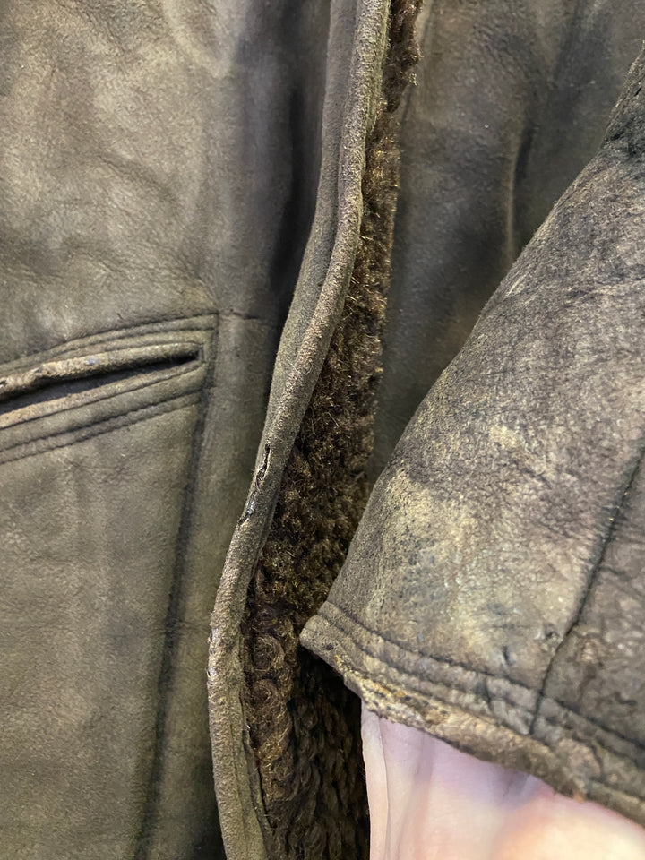 Vintage 70's Men Sheepskin Coat in BrownZ176