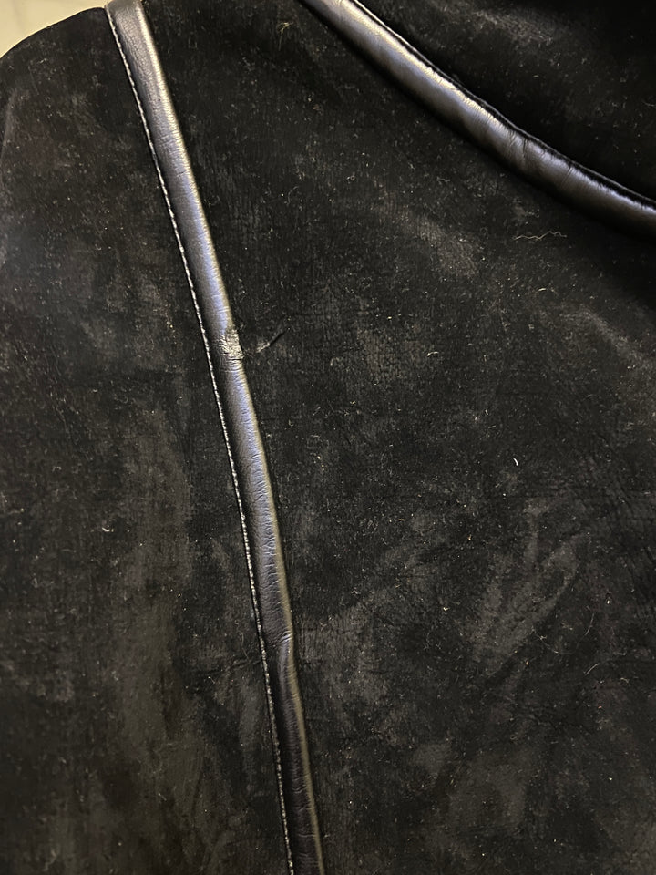 Vintage 90's Women Faux Sheepskin Coat in BlackA1071