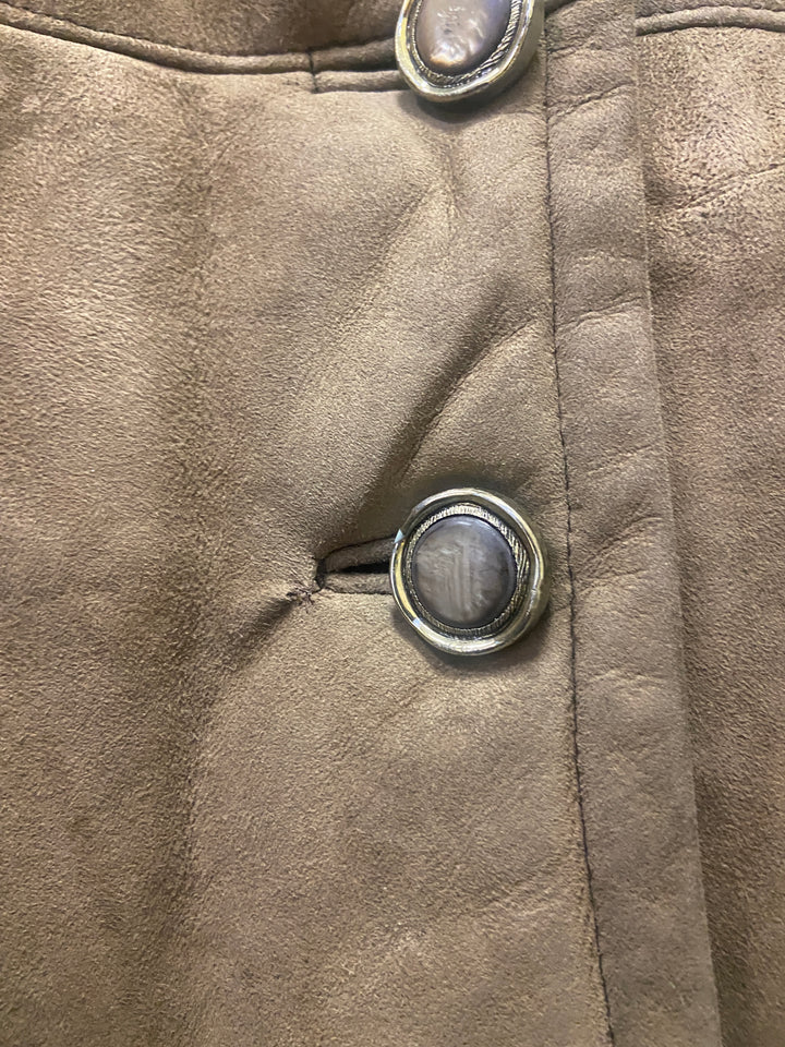 Vintage 70's Women Sheepskin Coat in BeigeV8488