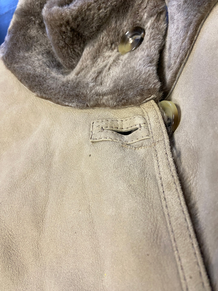 Vintage 00's Women Sheepskin Coat in BeigeA0802