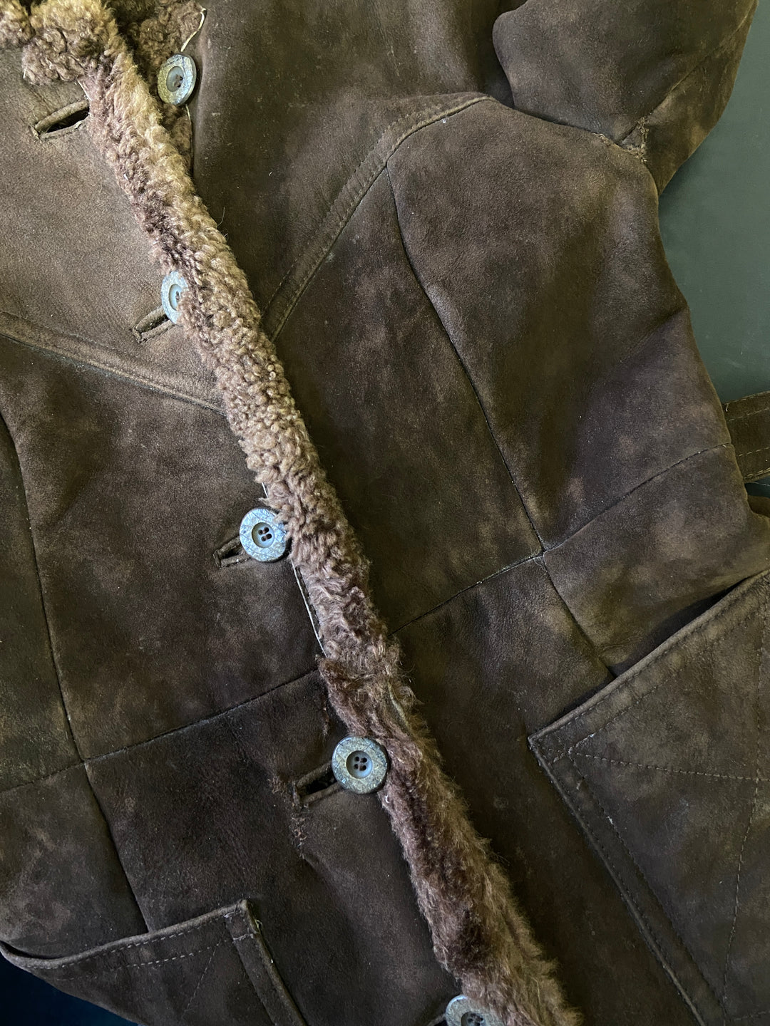 Vintage 70's Women Sheepskin Coat in BrownA0849