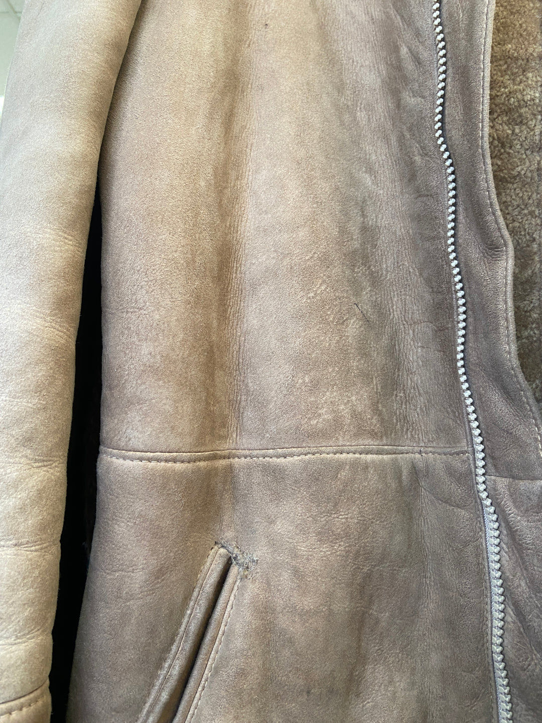 Vintage 80's Women Sheepskin Coat in BeigeA0930