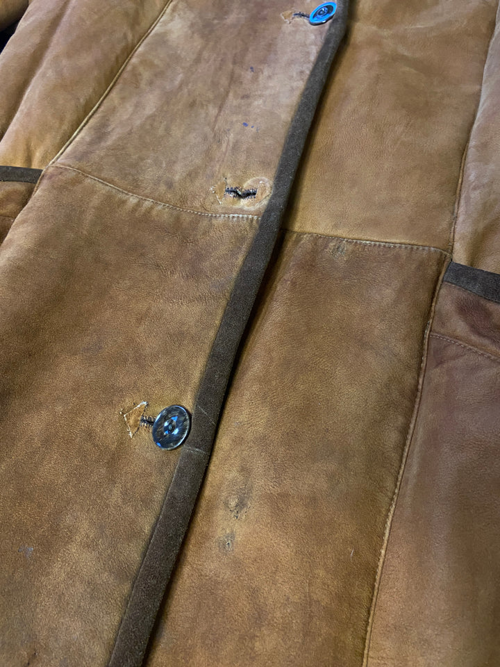 Vintage 70's Women Sheepskin Coat in BrownV9564