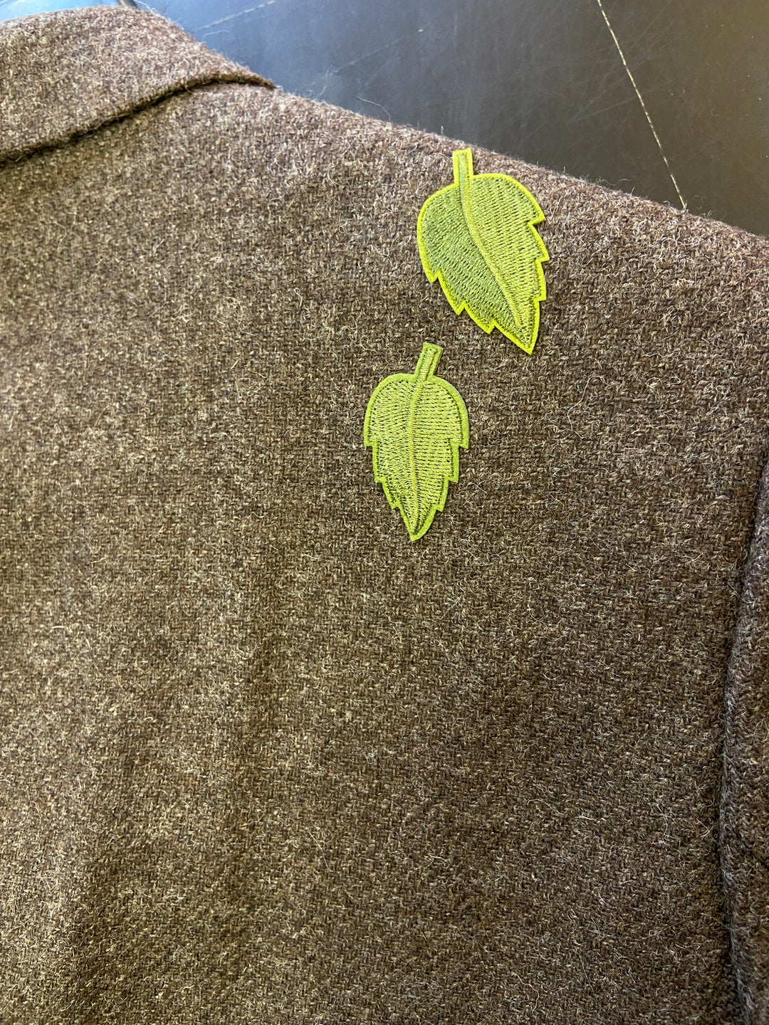 Vintage 00's Men Wool Blazer Jacket in BrownZ2415