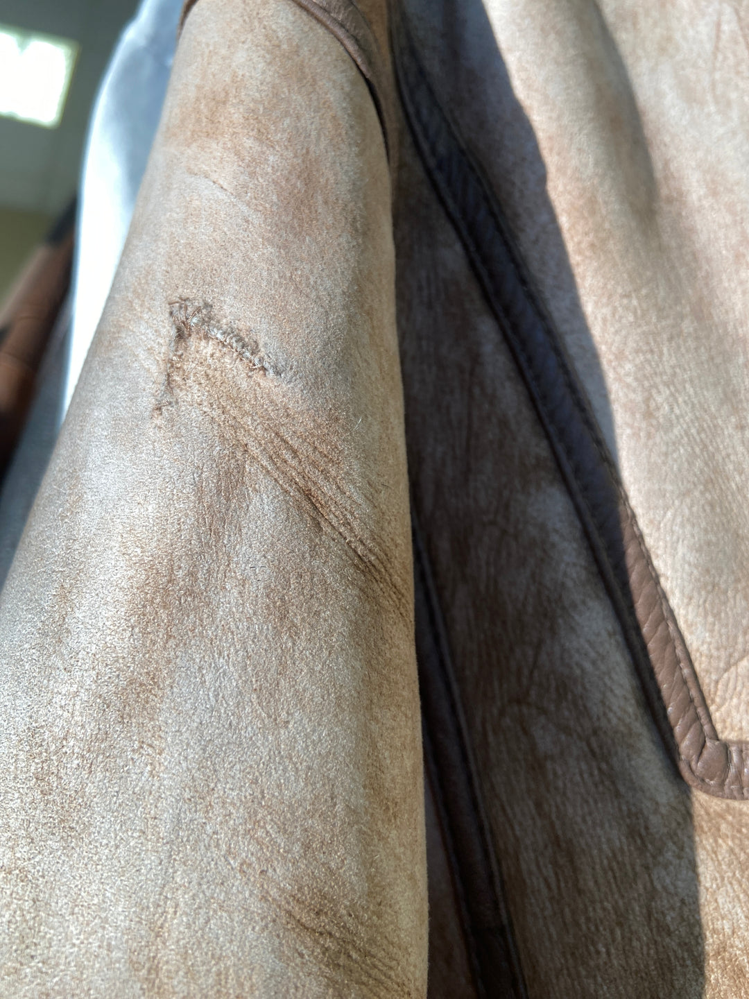 Vintage 80's Men Sheepskin Coat in BeigeZ2119