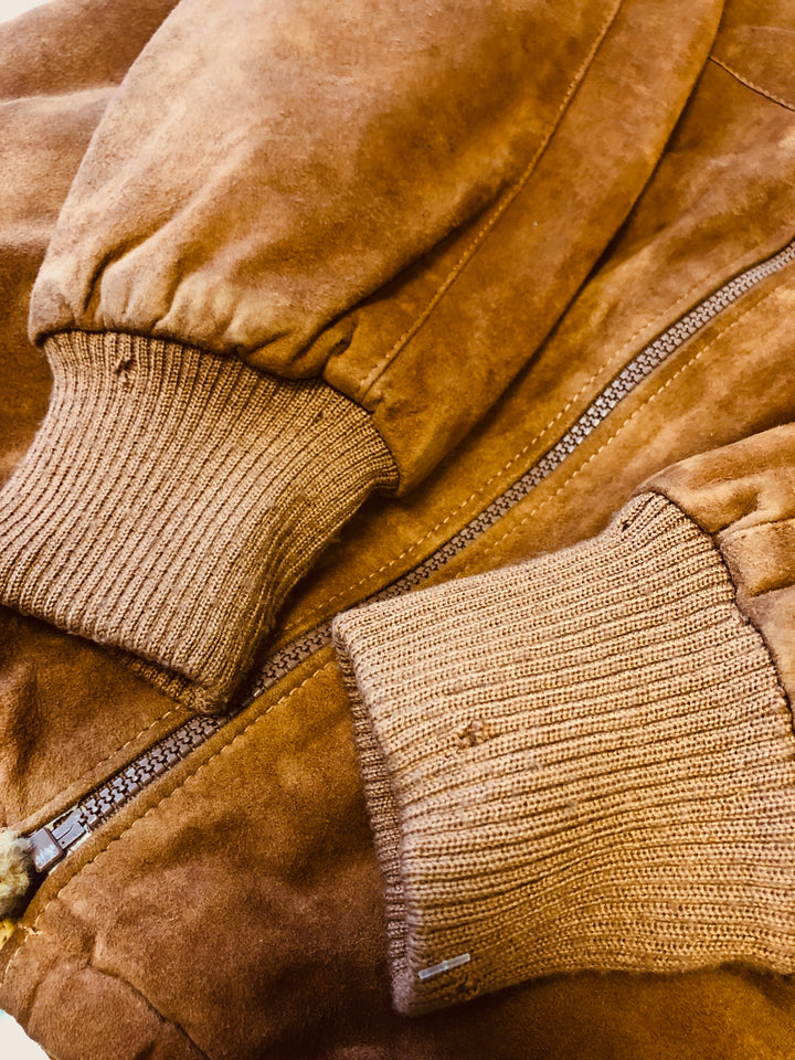 Vintage 80's Men Sherpa Lined Suede Jacket in Brown