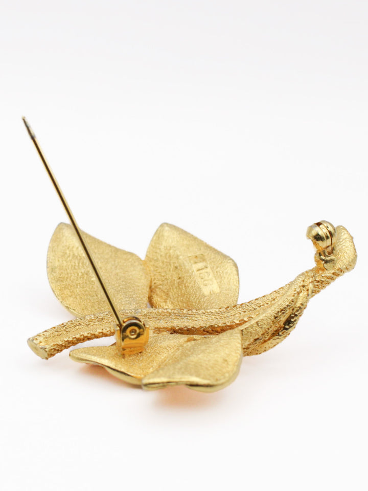 Vintage 1960s Gold-Tone Leaf Brooch – Textured Floral Pin