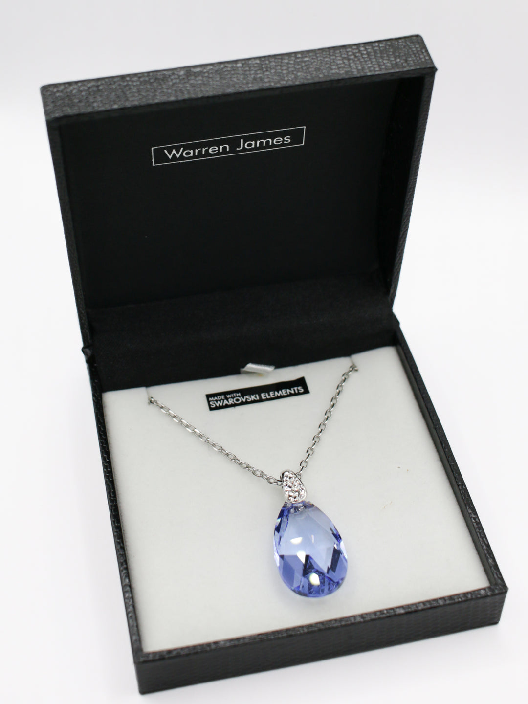 Vintage Silver Tone Rope Link Crystal Medallion Pendant Necklace