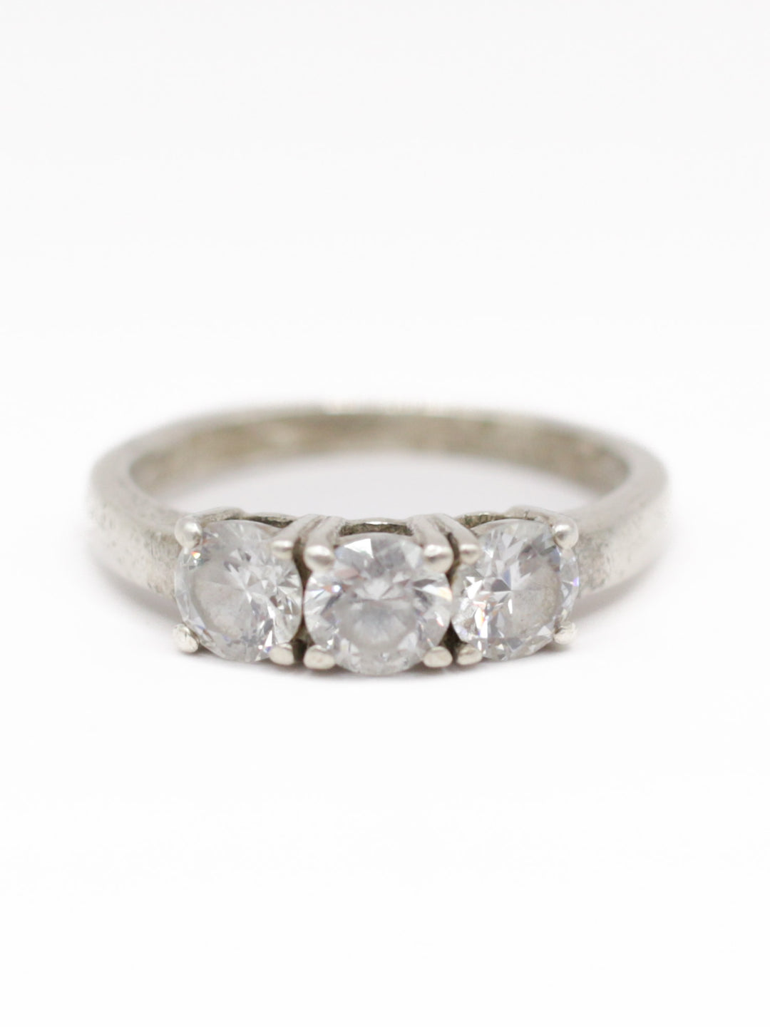 Vintage 925 Silver Three Stone CZ Ring Size 8 US 18.5mm