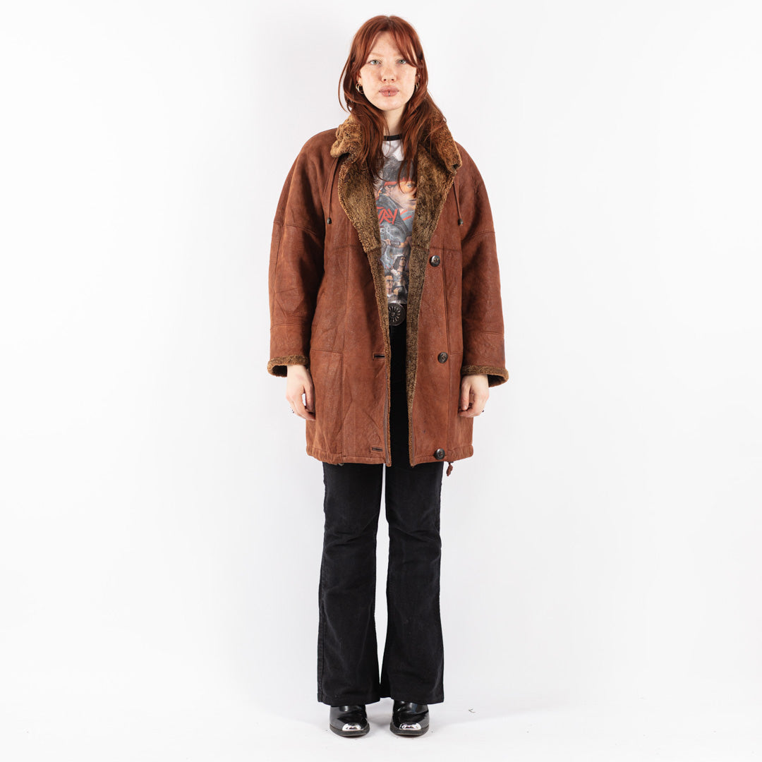 Vintage 90's Women Sheepskin Coat in Brown