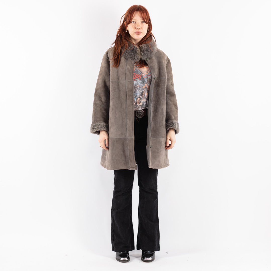 Vintage 70's Women Sheepskin Coat in Gray