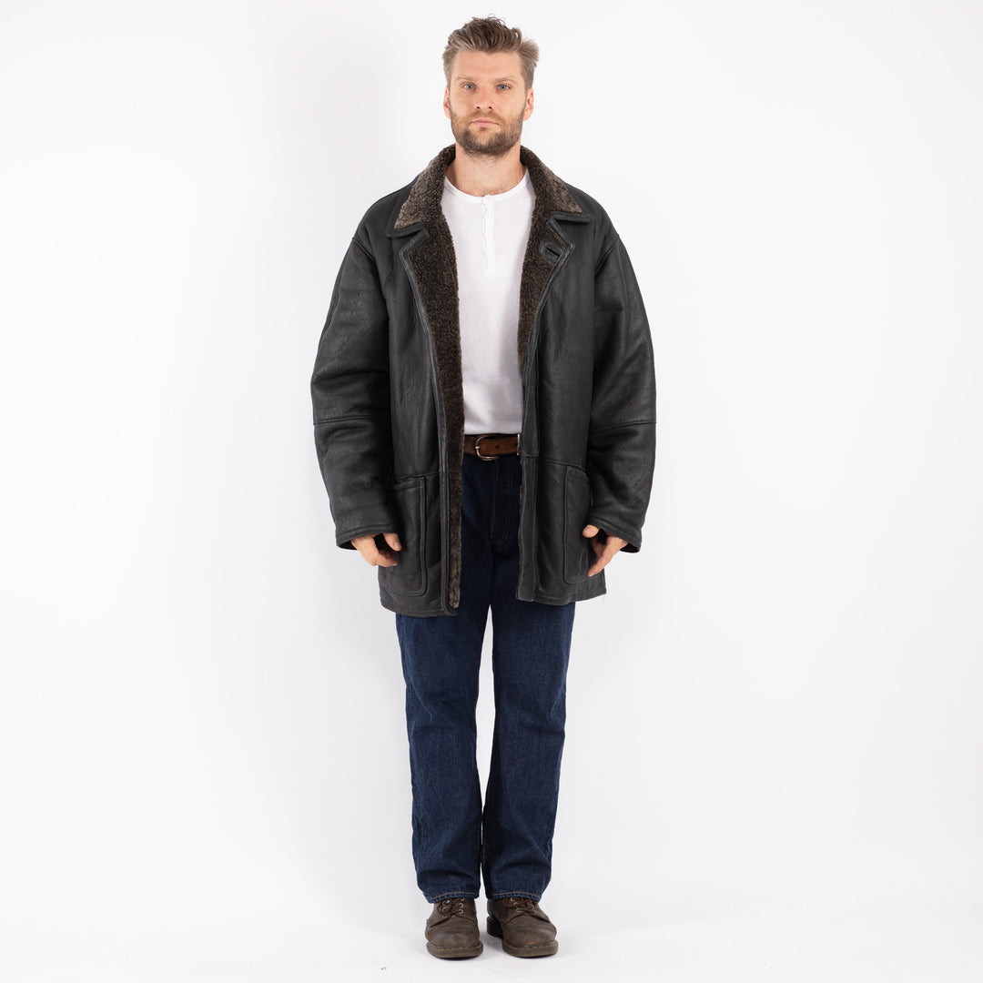 Vintage 90's Men Sheepskin in Black