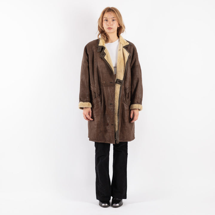 Vintage 90's Women Sheepskin Coat in Brown