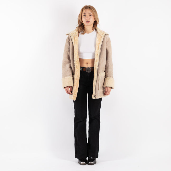 Vintage 90's Women Sheepskin Coat in Beige