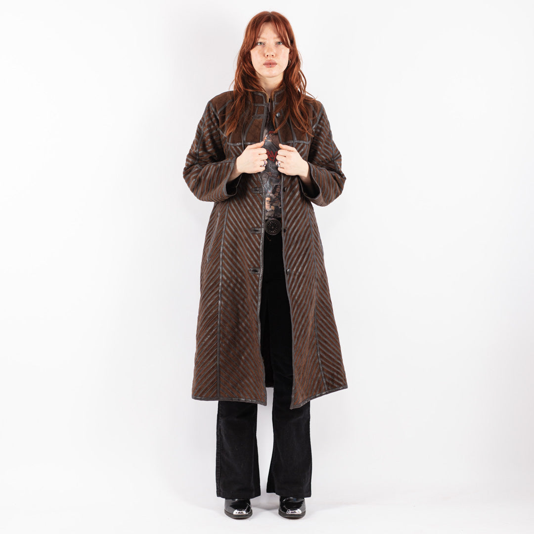 Vintage 80's Women Sheepskin Coat in Brown